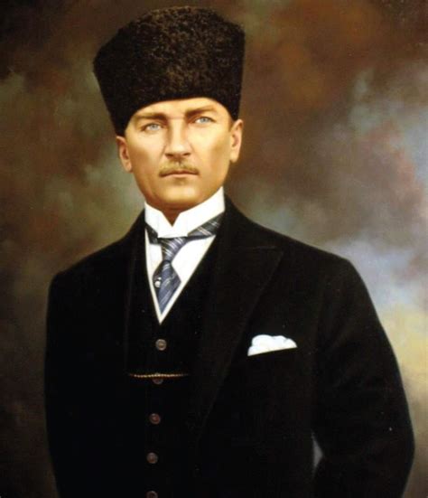 Babası ali rıza efendi, annesi zübeyde hanım'dır. Mustafa Kemal Atatürk \ أتاتورك | Turquie, Ile