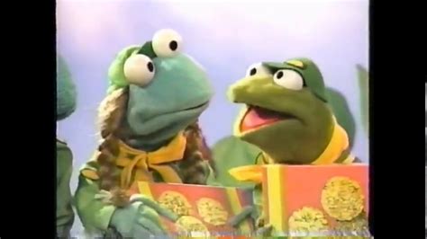 Muppet Time Frog Scouts Selling Cookies Youtube