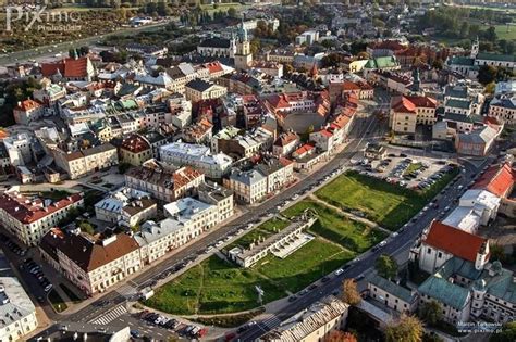 Wideo wykonane w celach promocyjnych bieszczadzkiej krainy. Stare Miasto w Lublinie, CSK, UMCS, stadion z lotu ptaka ...