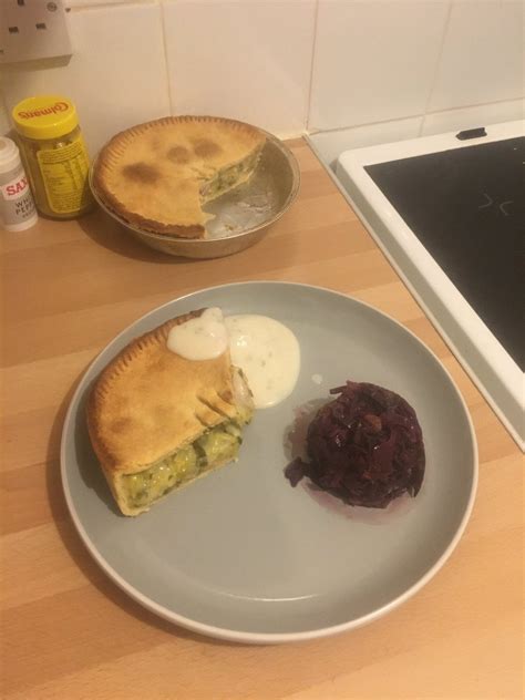 Mr Pål Christiansen 🇳🇴😍🇬🇧 On Twitter For Supper Ive Made🥁 Chicken And Leek Pie 😁 I Made