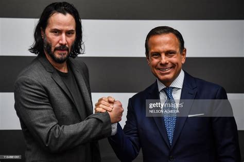 Us Actor Keanu Reeves And Sao Paulo S Governor Joao Doria Pose For News Photo Getty Images
