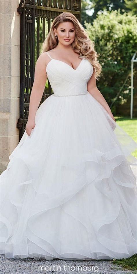 what s the best wedding gown for a chubby bride nuptials