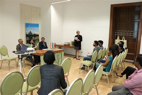 Szegedi Tudom Nyegyetem Ambassador Of India To Hungary Visited The