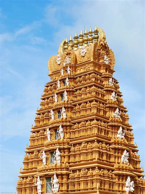 Srikanteshwara Temple At Nanjangud Leaning Tower Of
