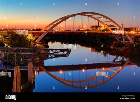 Cumberland River And Gateway Bridge Nashville Tennessee United