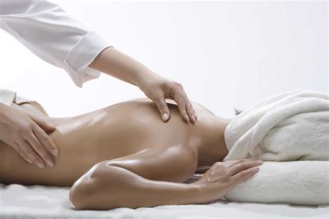 Massage Californien Ou Suédois Au Choix Dans Le 10ème à Paris