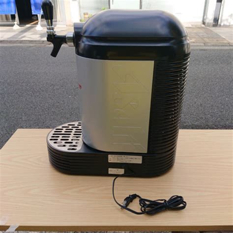 燦然と輝く街の灯り 対照的な僕を見下ろす あのビルの間を抜けて 色付き出したネオンと混じって 僕の時間とこの世界をトレード. #2645 絶番 アサヒ スーパードライ ミニ樽 ホームサーバー ビール ...