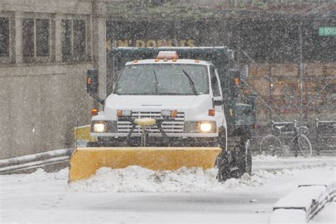 A Northeast Winter Storm Could Ruin Your Christmas Travel Heres What