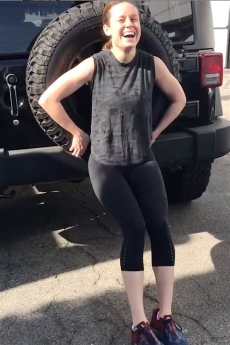 Watch Brie Larson Show Off Her Captain Marvel Strength As She Pushes A 5 000 Pound Jeep Brie