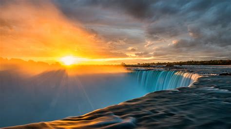 Niagara Falls Rayons Du Soleil Lever De Soleil Nuages Fonds Décran