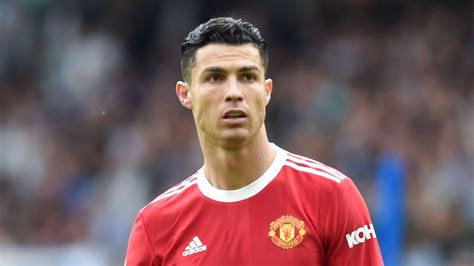 cristiano ronaldo jealousy angle emerges as primary reason man utd legend wants out