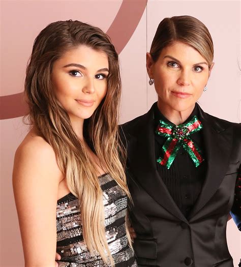 Olivia Jade ‘feels Lost Amid College Scandal Shes ‘leaning On