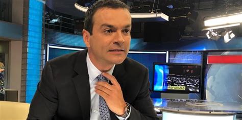 Juan diego alvira, 44, is one of the most beloved members of the first broadcast of 'noticias caracol' during the week. Juan Diego Alvira se reivindicó y mostró que el campeón de ...