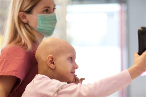 Corona Pandemie Versorgung Krebskranker Kinder Zu Hause Stiftung