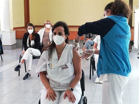 Tétanos, difteria incluye también la vacunación de las embarazadas (vacunación prenatal), con las vacunas de la. Sanidad ha administrado la vacuna contra la Covid-19 a 27 ...