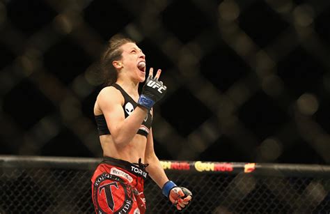 Nova campeã Joanna Jedrzejczyk vai fortalecer UFC na Europa