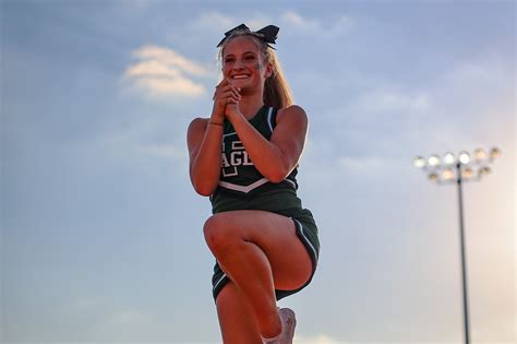 Cheerleader Makayla Noble Says Its Insane Freak Accident