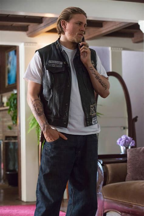 Charlie Hunnam On Sons Of Anarchy Pictures Popsugar Entertainment