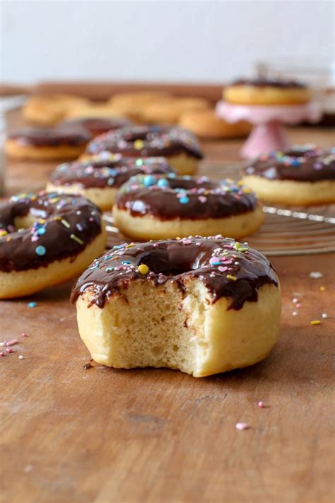 Fluffige Donuts Aus Dem Backofen Mit Schoko Salzkaramell Glasur Ohne