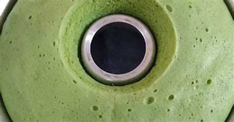 Nah bunda bagaimana cara membuat bolu pisang panggang lembut sederhana empuk dengan mudah dan dapat dipraktekkan sendiri mari kita simak resep aneka bolu berikut ini 44 resep bolu pandan lembut 4 telur enak dan sederhana ...