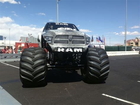 raminator breaks monster truck speed record 4wheel online blog automotive news