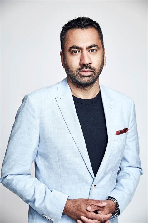 Kal Penn Reveals Sexuality Announces Engagement To His Partner Of 11 Years Vanity Fair
