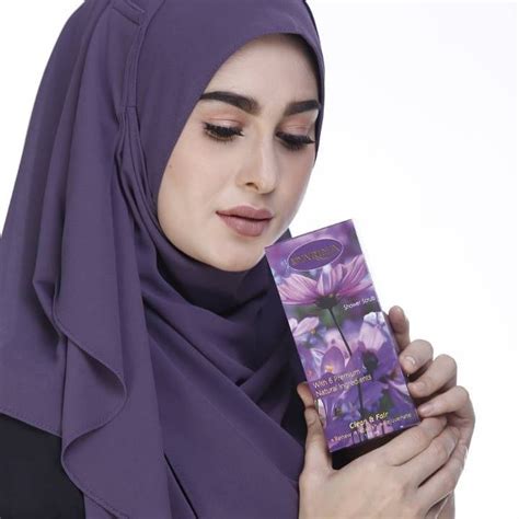 Drama bersiri biar aku jadi penunggu adaptasi daripada novel karya arsha. Semburan MAMZ - BIAR AKU JADI PENUNGGU😍😍 TAPIiiii......NAK...