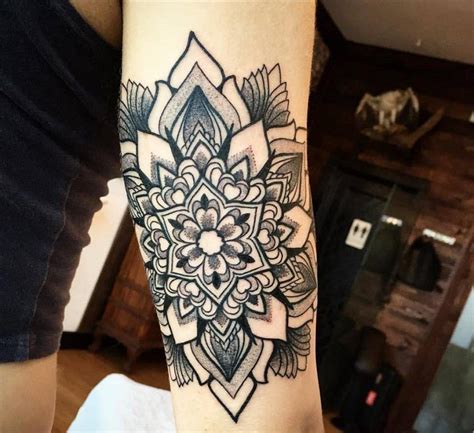 25 bonitos tatuajes inspirados en todo tu amor por los felinos; tatuajes de mandalas mujer - Buscar con Google | Tatuajes ...