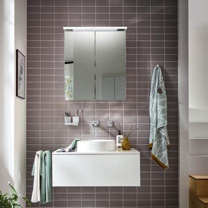 I et speilskap får du effektiv oppbevaring der du trenger det som mest. Speilskap Bathlife Glänsa GLS 060 R2V SWSW MEB Bygghjemme.no