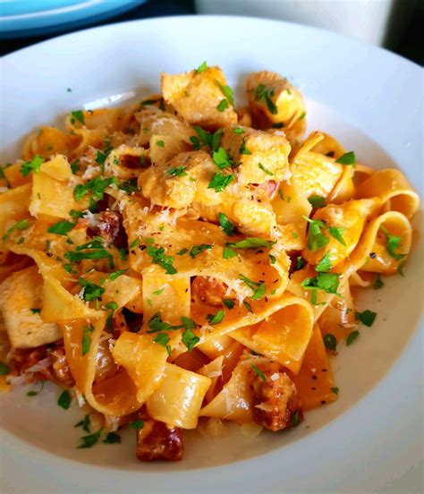 2 first, grab a pan and get it nice and hot over medium high heat. Chicken & Chorizo Pasta - Foodie Hub | Daniel Diver