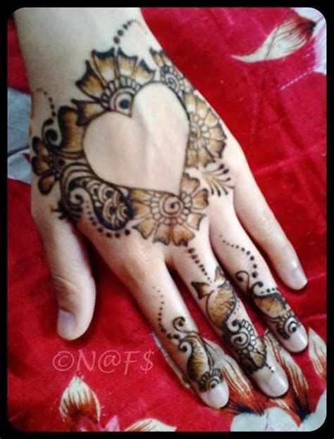 Imple and beautiful shuruba designs / imple and beautiful shuruba designs ömer faruk gergerlioğlu nereli : Beautiful But Simple Mehndi Design 2014 for Girls | News Fashion Styles