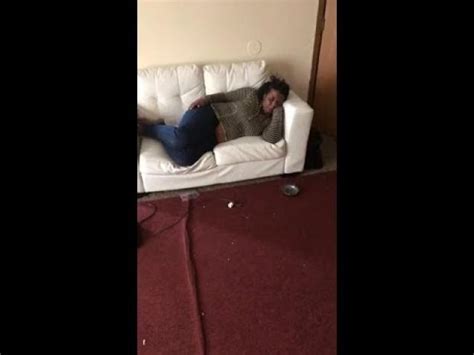 Girl Goes Off After She Saw A Random Lady Come Into Her House Wtf Video Ebaums World