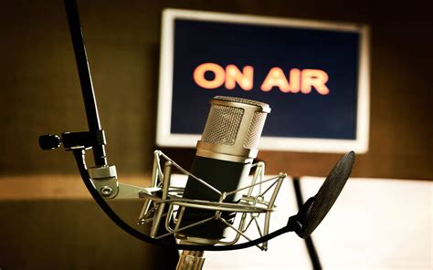 The History Of Radio Advertising Marketing With Volume