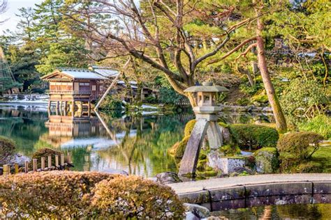 5 Magical Kanazawa Onsen You Must Experience Books And Bao