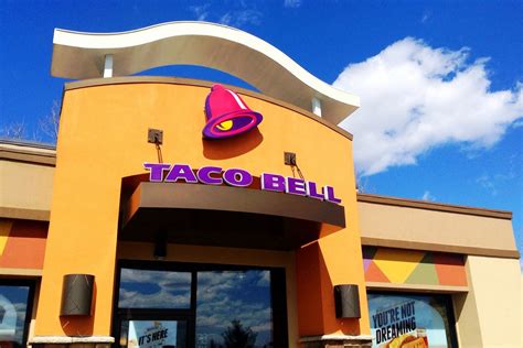Flying between los angeles and san francisco is the fastest way to travel between them, but the drive is spectacular. Taco Bell Launches Delivery in Los Angeles, San Francisco ...