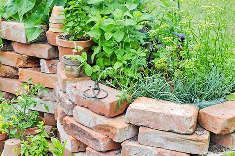 15 Creative Ways To Use Bricks In Garden Design Gardeners Path