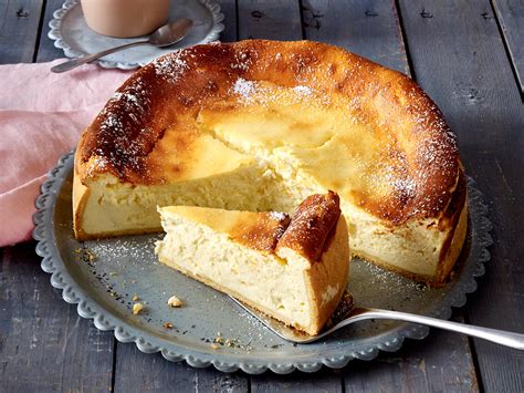 Maybe you would like to learn more about one of these? Käsekuchen-Rezept - so geht's Schritt für Schritt - LECKER.de