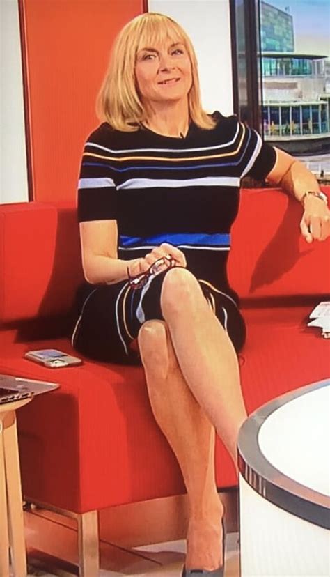 Todays Wank Target Louise Minchin Showing Off Her Sexy Legs Nudedworld
