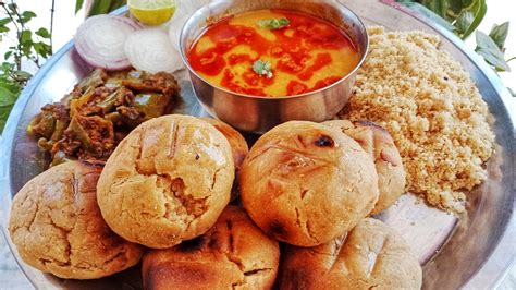 Rajasthani Dal Baati Churma Recipe दाल बाटी चूरमा