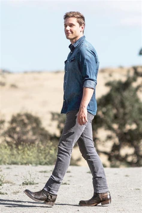 What To Wear With A Denim Shirt 12 Mens Denim Shirt Outfit