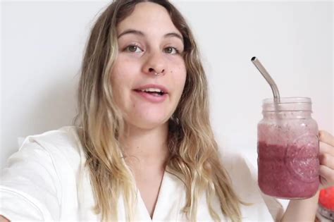 I Make Placenta Smoothies My Fiancé Thinks They Re Delicious