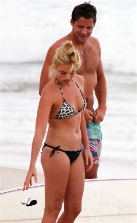 Margot Robbie In Bikini 08 Gotceleb