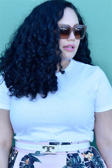 3 natural ways to minimize frizz via girl with curves girl with curves curvy outfits curvy