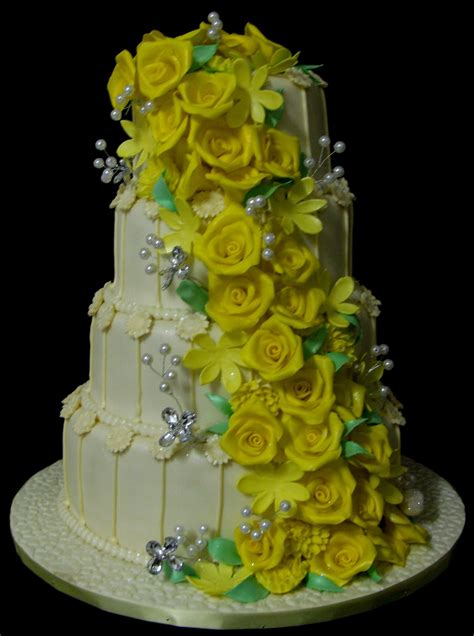 Sugarcraft By Soni Four Tier Wedding Cake Cascadiing Roses