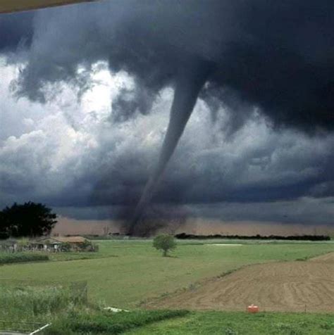 Jun 26, 2021 · jesi, drink ad una minorenne: La fake news dei tornado di oggi in Veneto ed Emilia ...