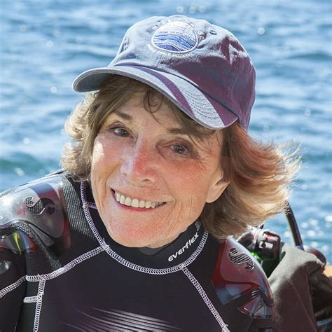 The Legacy Of Her Deepness Dr Sylvia Earle The Momentum