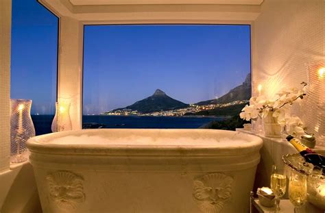 Luxury Honeymoon Bathtub View In The Twelvea Apostles Cape Town South Africa Homemydesign