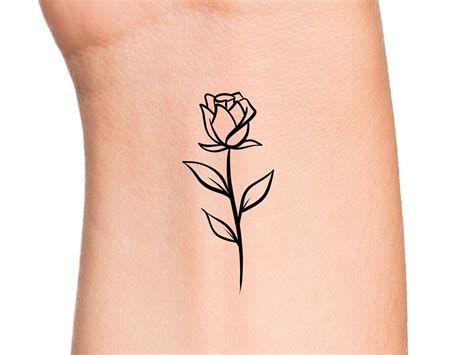 Details 74 Simple Rose Flower Tattoo Latest Esthdonghoadian