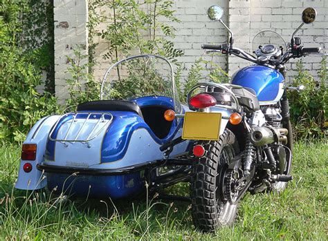 Hosted annually by the manx motor cycle club as part of the festival of. GP Manx - Watsonian Sidecars