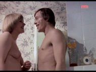 Angela Scoular Nue Dans Les Aventures Rotiques D Un Chauffeur De Taxi